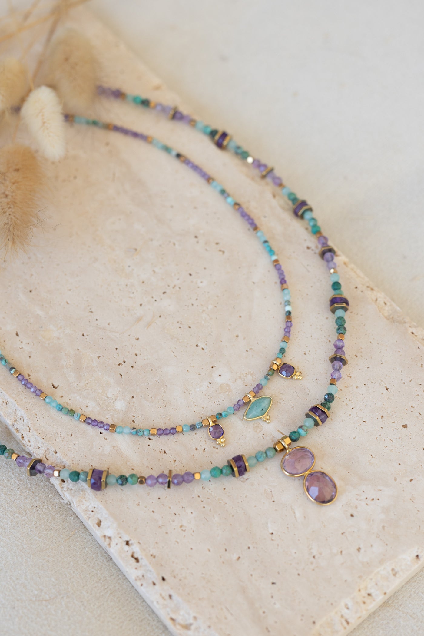 Colliers Anna ,Amalia en pierres fines d'Améthyste , Chrysocolle et amazonite