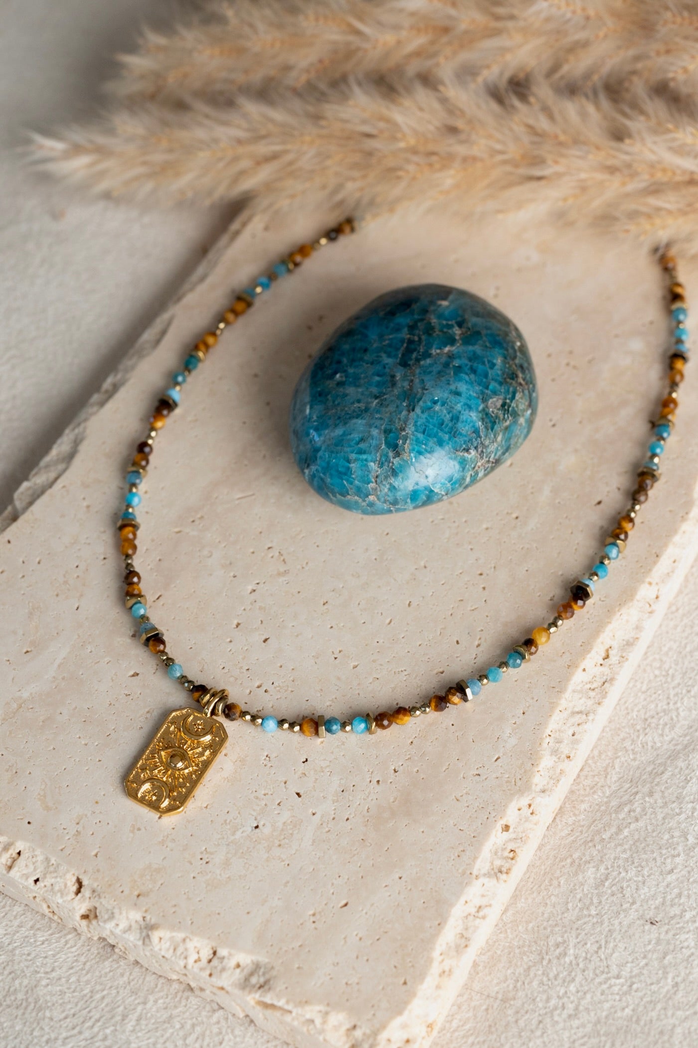 Collier Elma