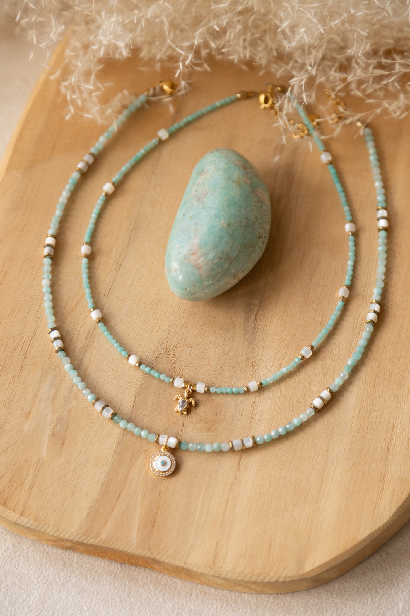 Colliers Pierres fines d'Amazonite et nacre