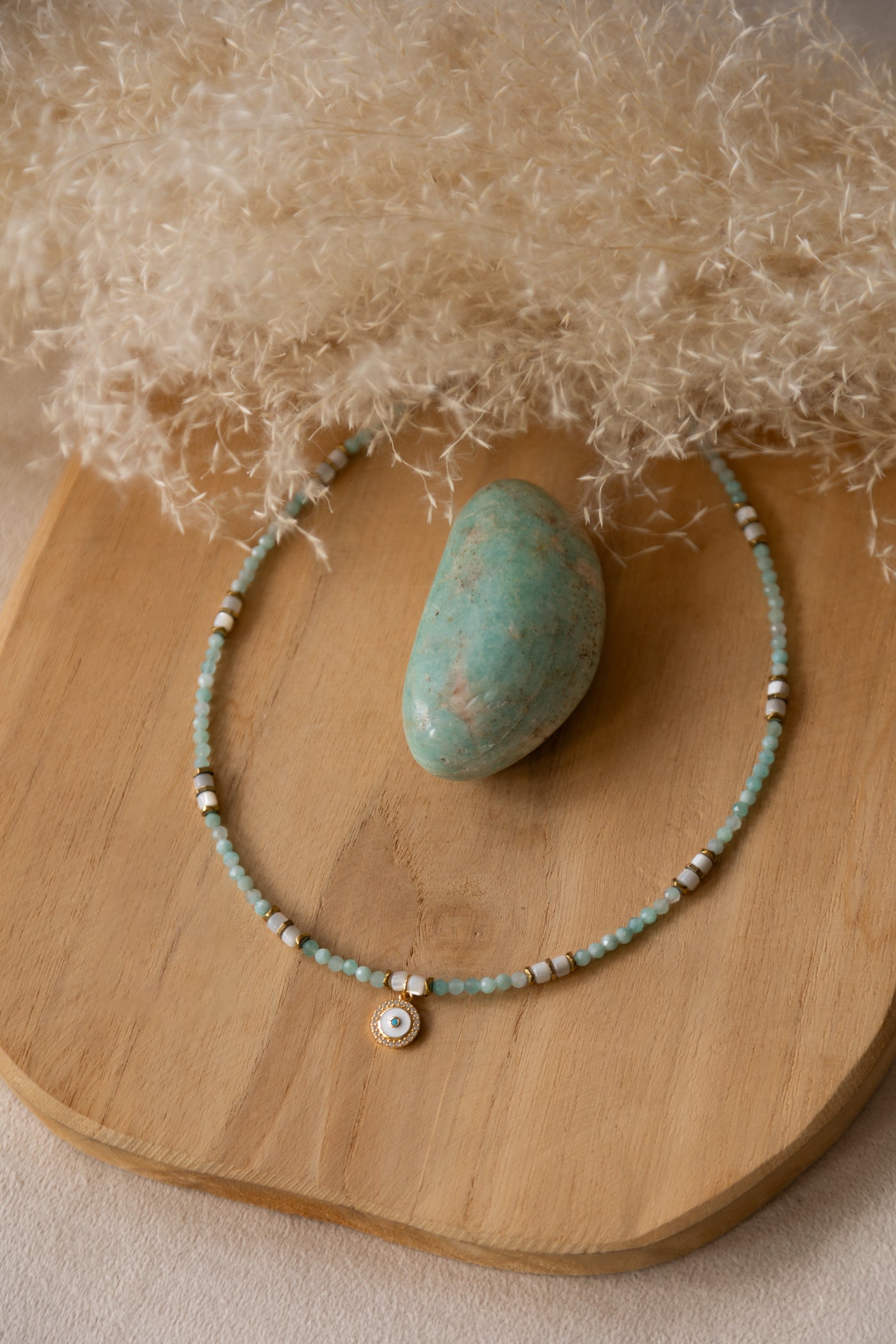 Colliers Pierres fines d'Amazonite et nacre