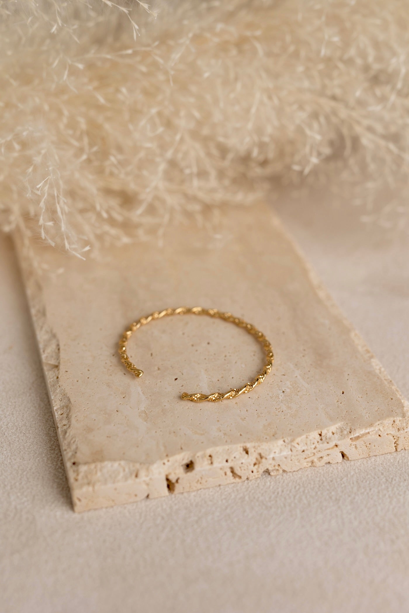 Bracelet Jonc Aria torsadé or