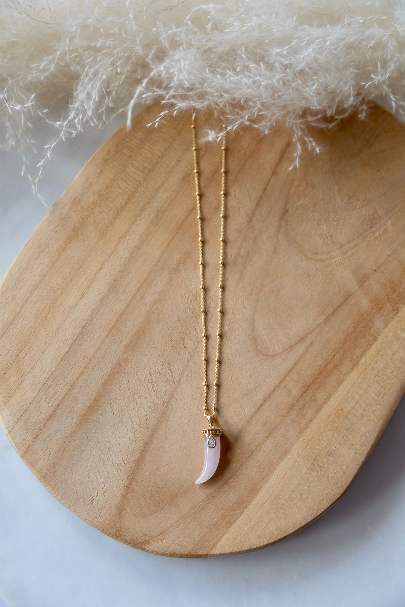 Collier Alma , pierre quartz rose
Chaîne 14K,3 microns