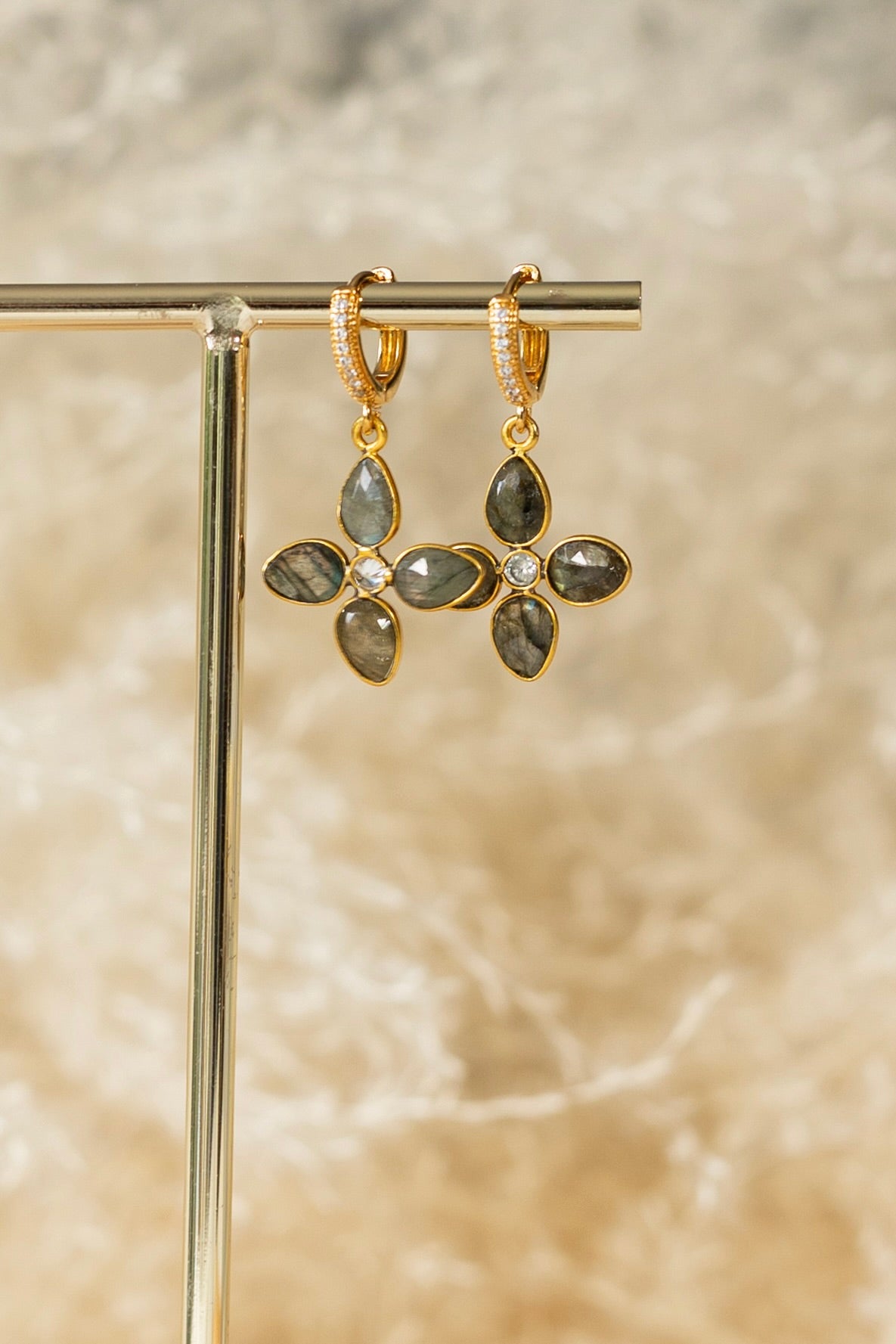 Boucles d'oreilles Dalia labradorite