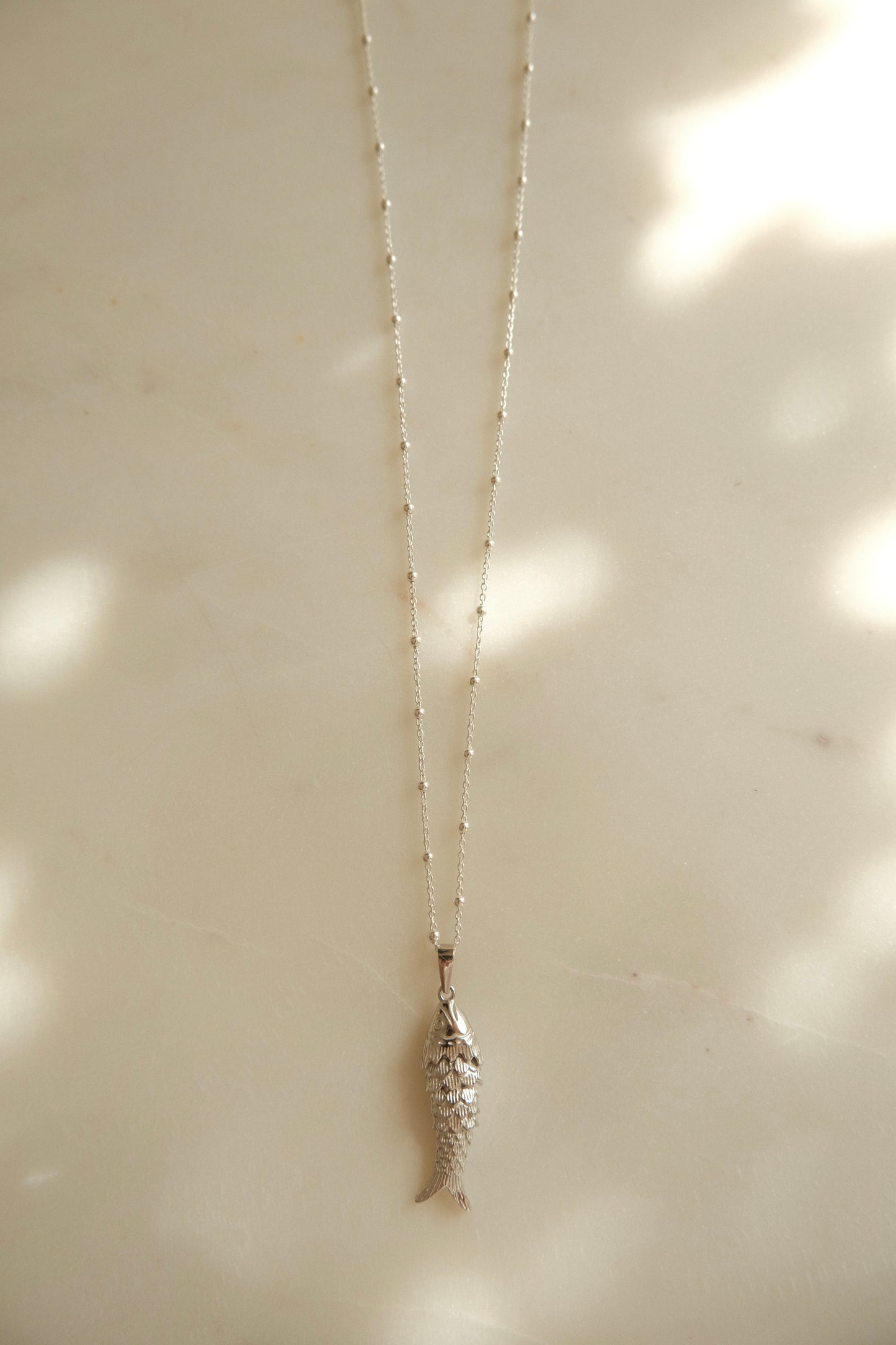 Collier Fish argent