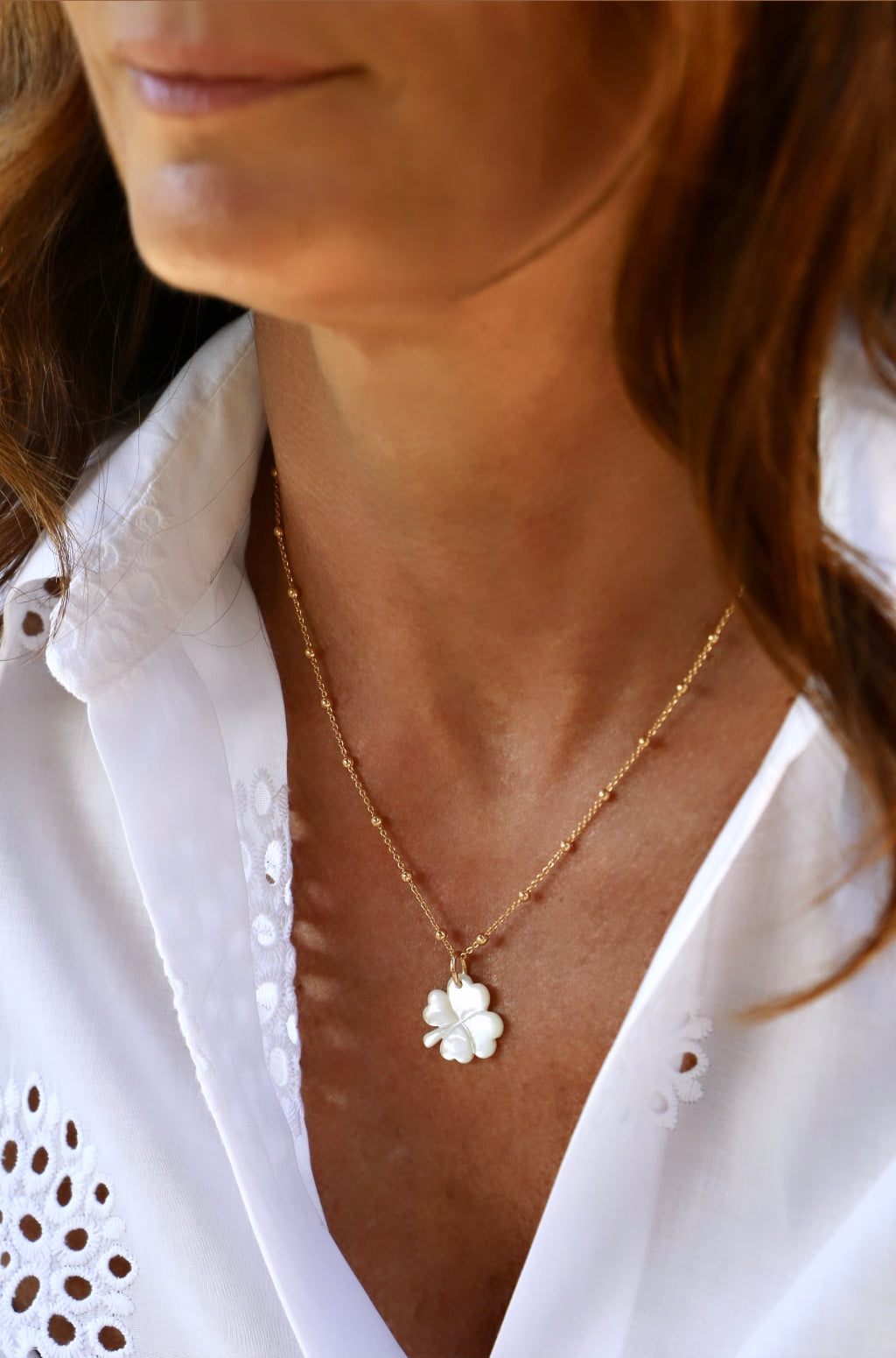 Collier Chance plaqué OR et Trèfle en nacre blanche