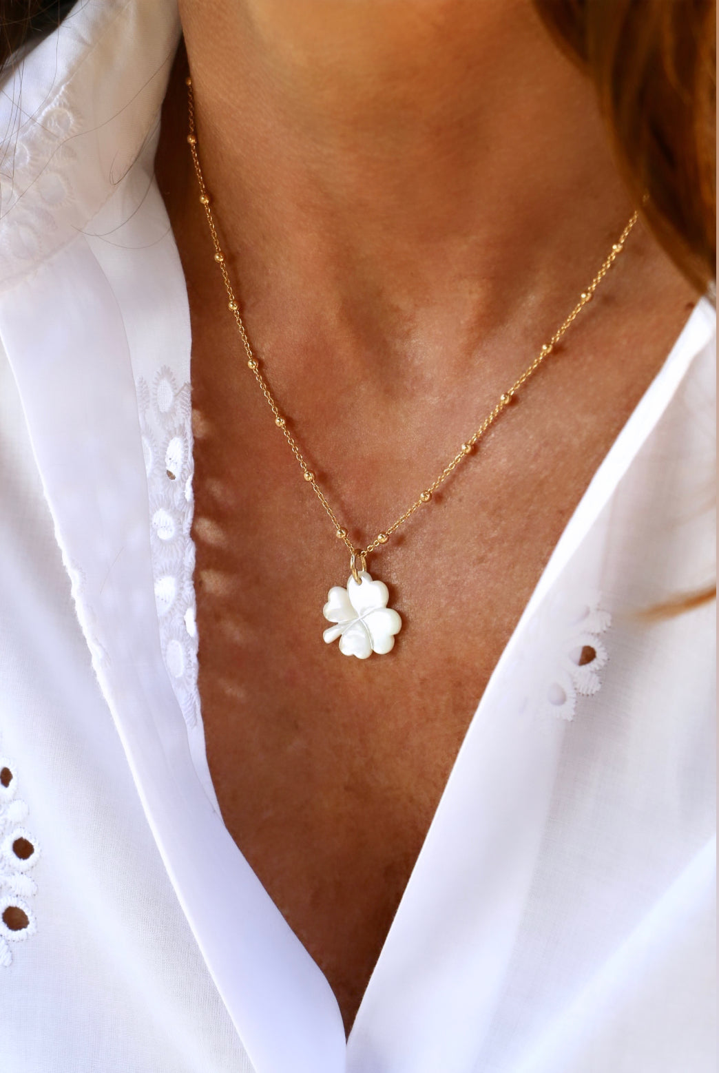 Collier Chance plaqué OR et Trèfle en nacre blanche