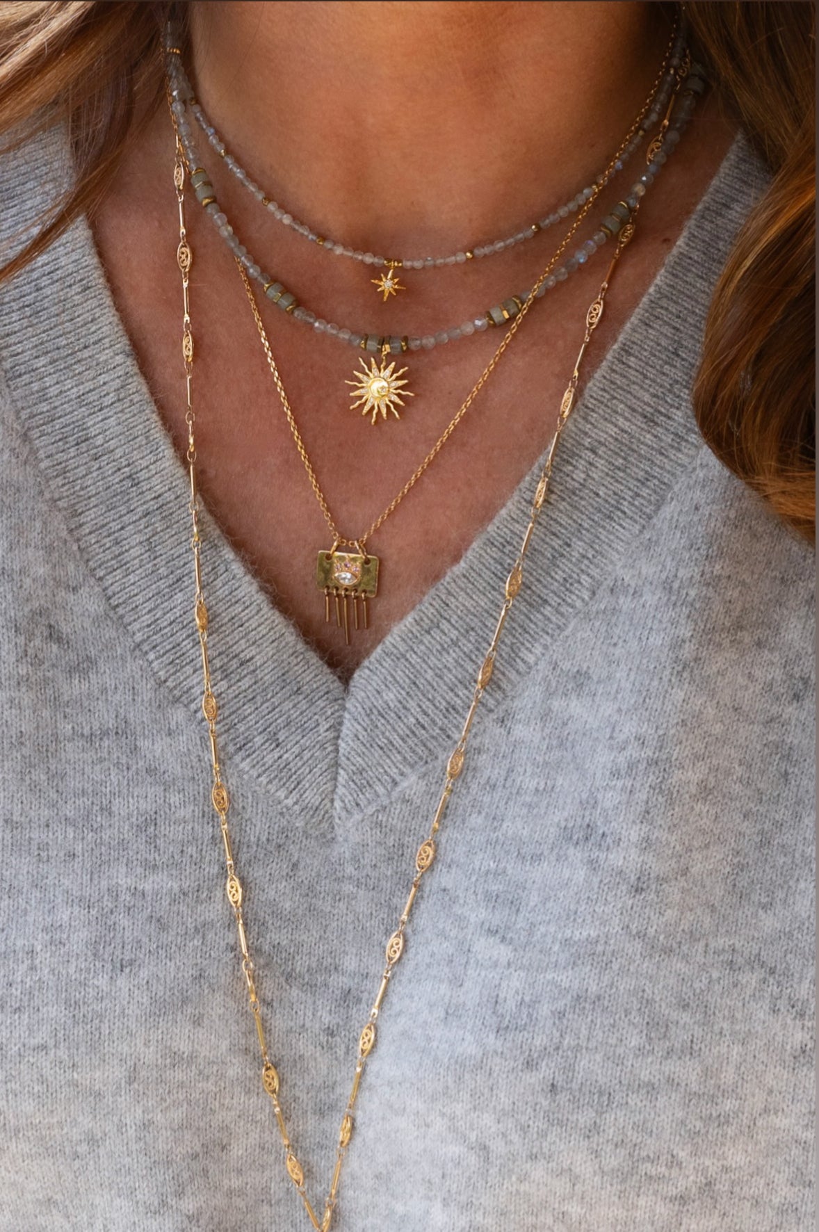 Colliers Stella , Solane en labradorite grise et soleil doré