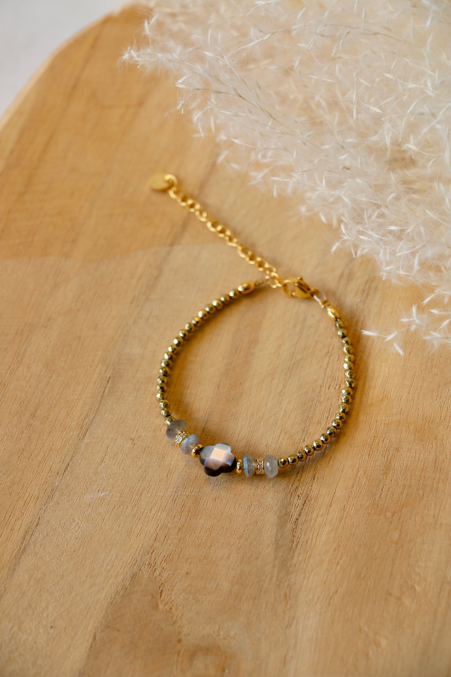 Bracelet Léane en pierres de Labradorite, pierre de Lune et Hématite
