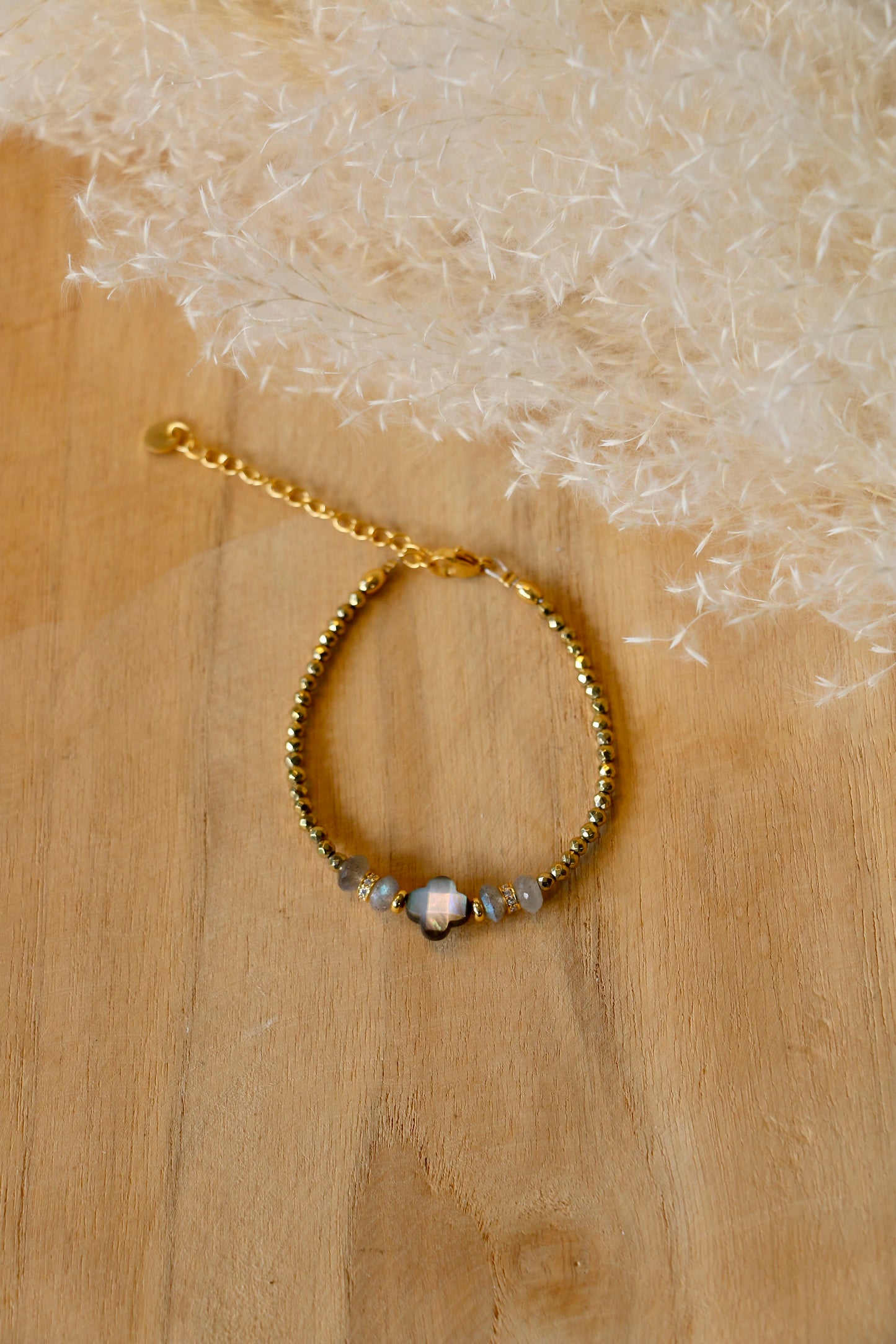 Bracelet Léane en pierres de Labradorite, pierre de Lune et Hématite