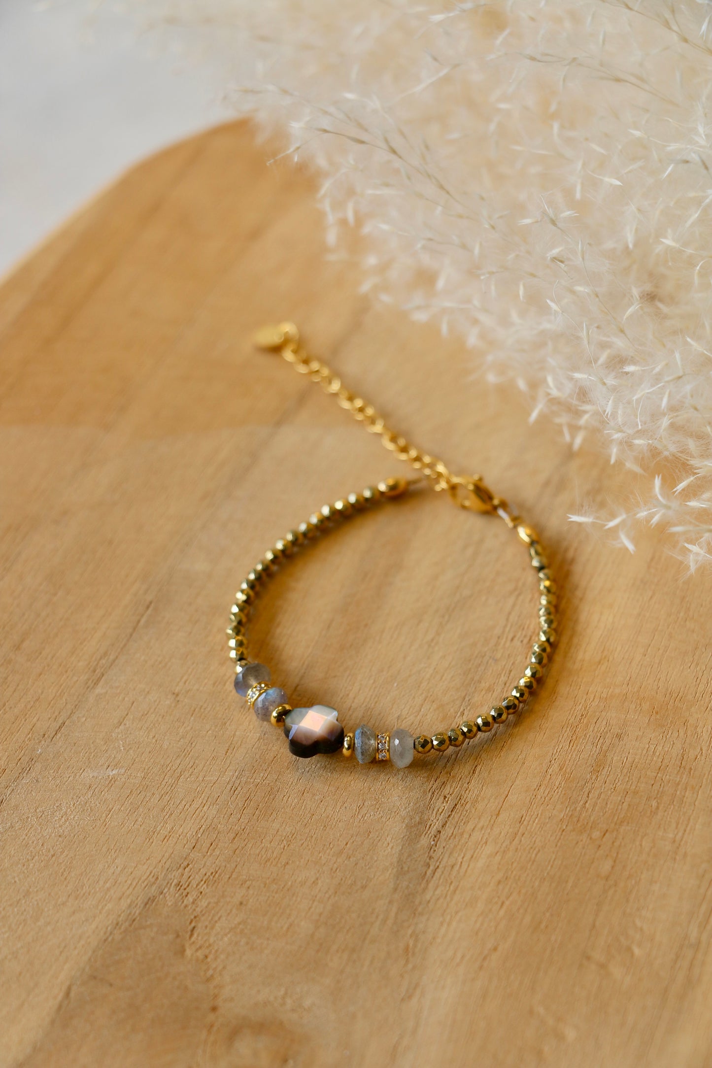 Bracelet Léane en pierres de Labradorite, pierre de Lune et Hématite