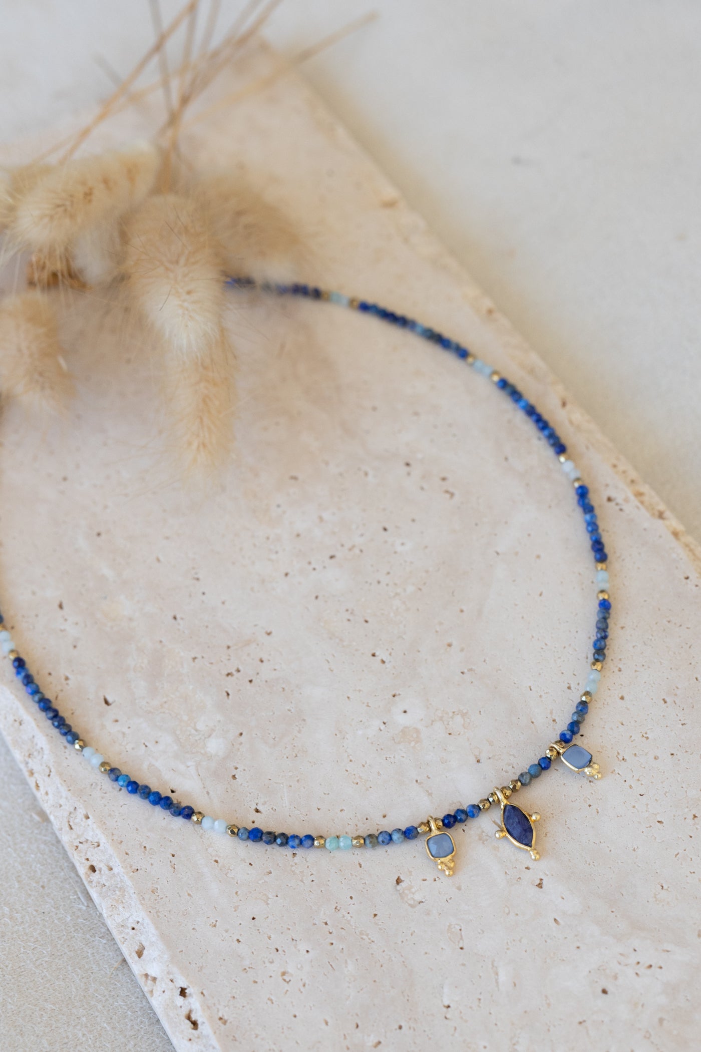 Collier Ysatis en pierres fines de Lapis -lazuli et amazonite