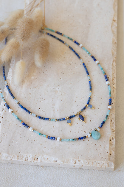 Colliers en pierres fines de Lapis-lazuli, chrysocolle et amaonite