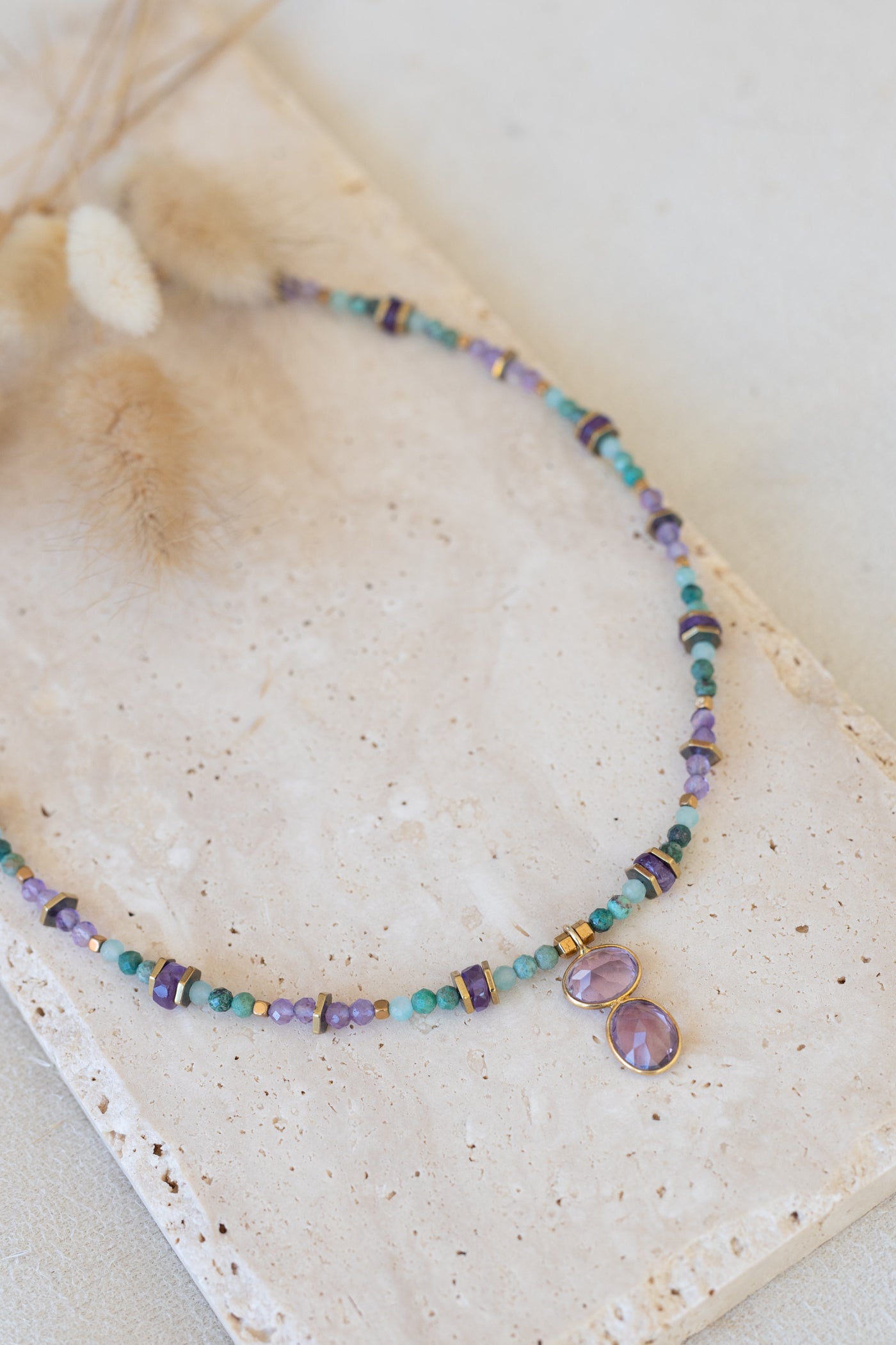 Colliers Anna ,Amalia en pierres fines d'Améthyste , Chrysocolle et amazonite
