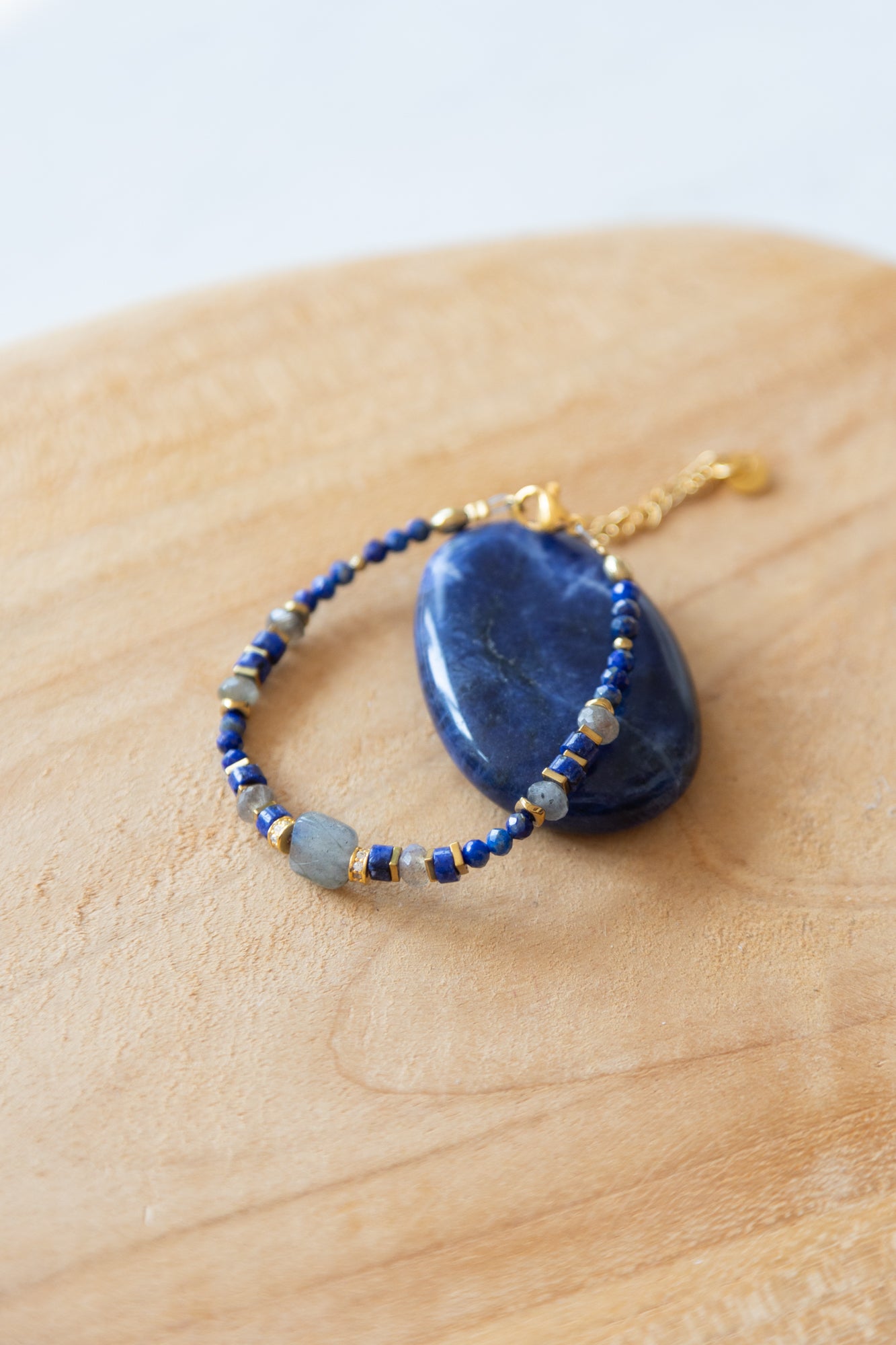 Bracelet Sloane en pierres de Labradorite et Lapis-Lazuli