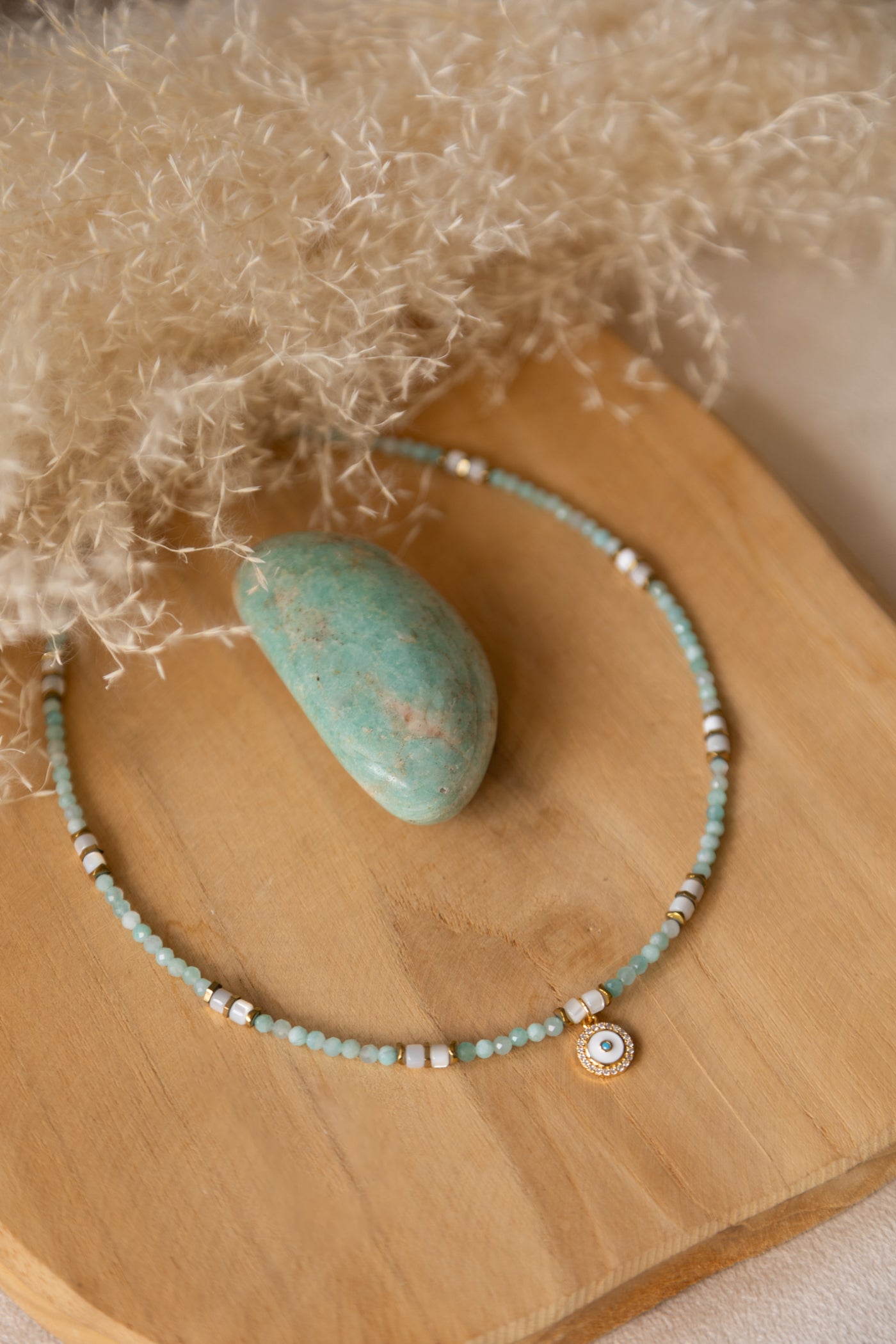 Colliers Pierres fines d'Amazonite et nacre