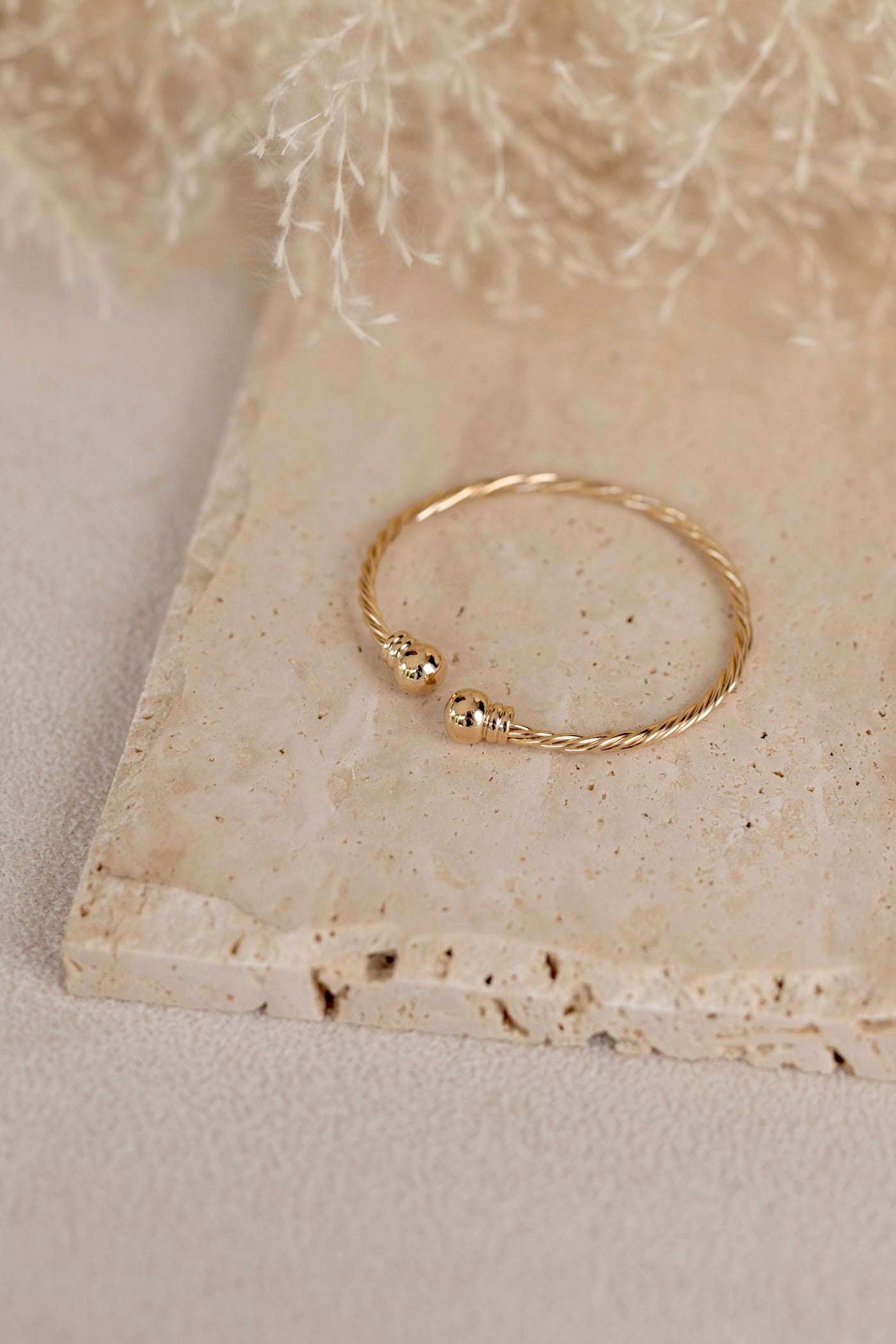 Bracelet jonc Ava torsadé boules or