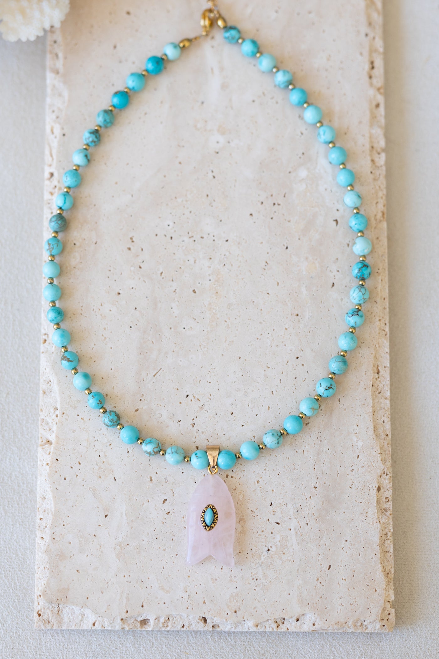 Collier Bora bora turquoise et quartz rose