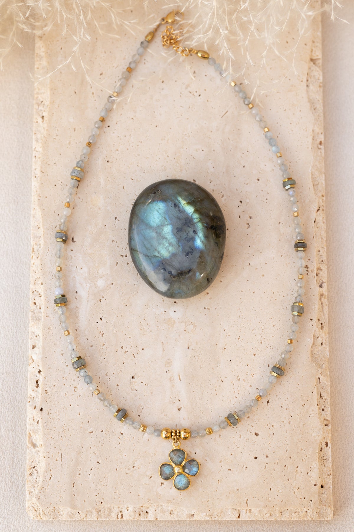 Collier Flora labradorite