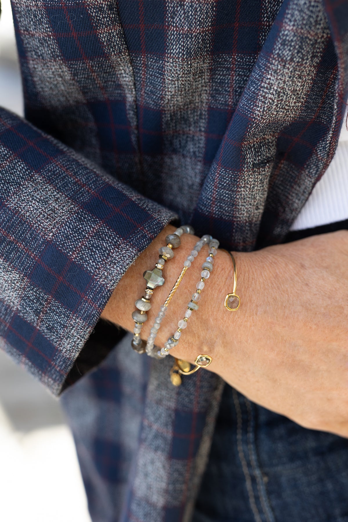 Bracelet Costanza labradorite nacre grise