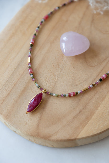 Collier Abby en tourmaline et Rubis