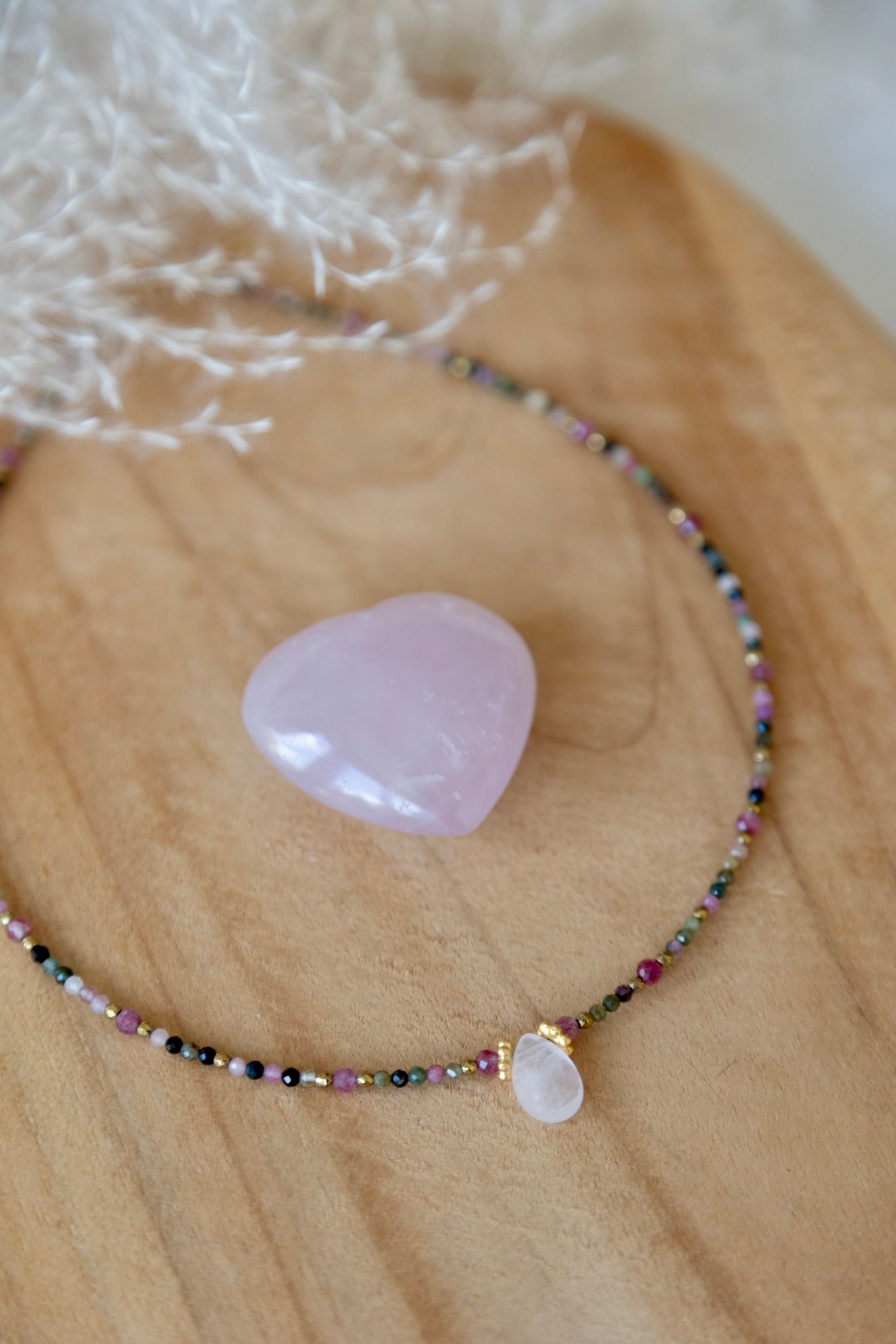 Collier Lyna en pierre de Tourmaline et quartz rose