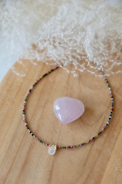 Collier Lyna en pierre de Tourmaline et quartz rose