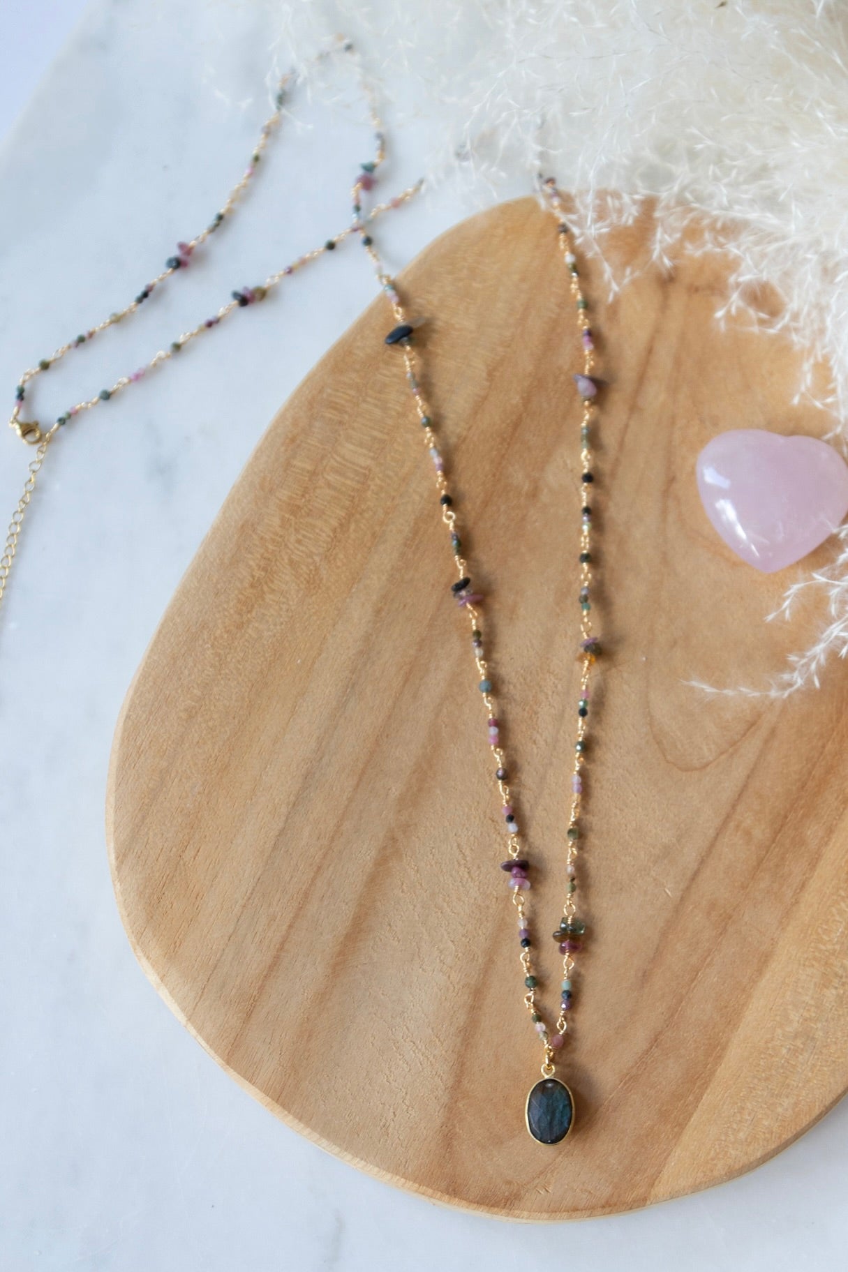 Sautoir Eglantine en pierres de Tourmaline et Labradorite