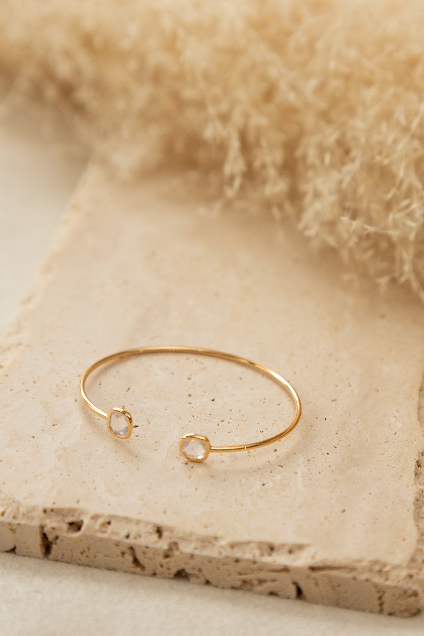 Bracelet jonc Nina quartz blanc 