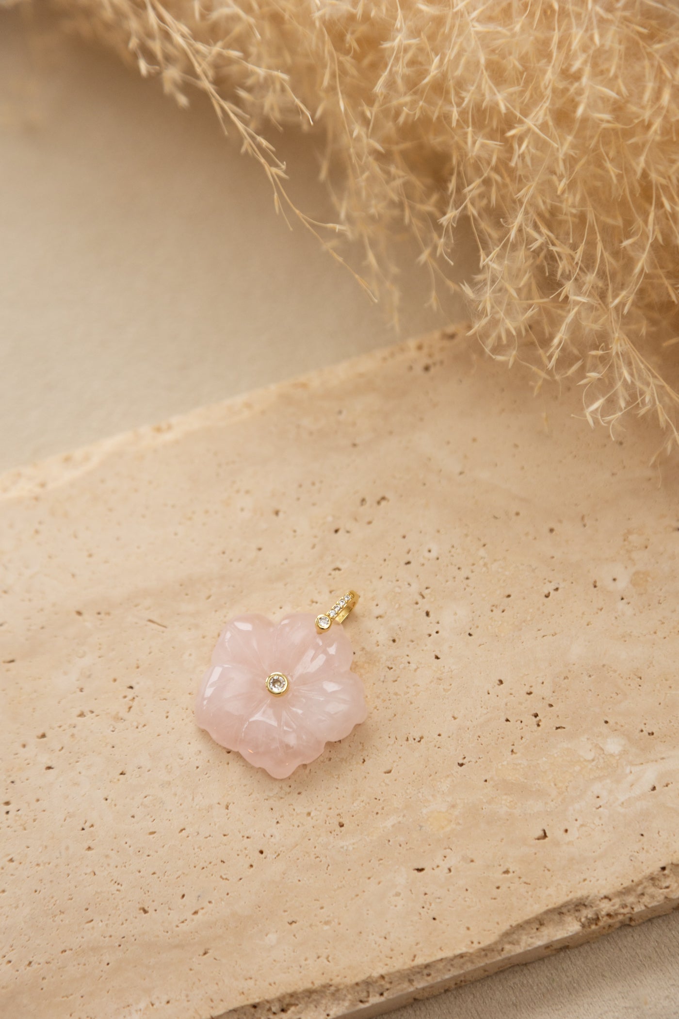 Pendentif Fleur quartz rose