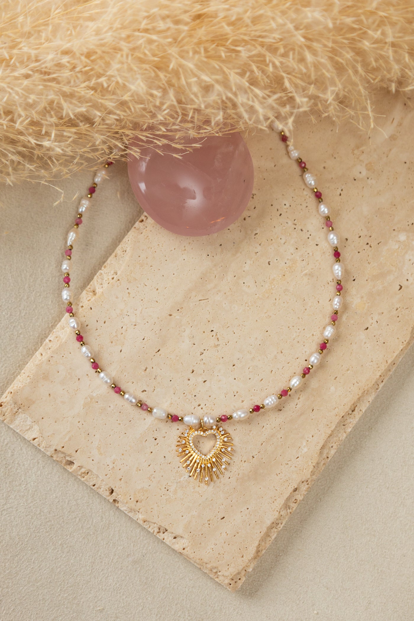 Collier Amore perles d'eau douce et calcédoine