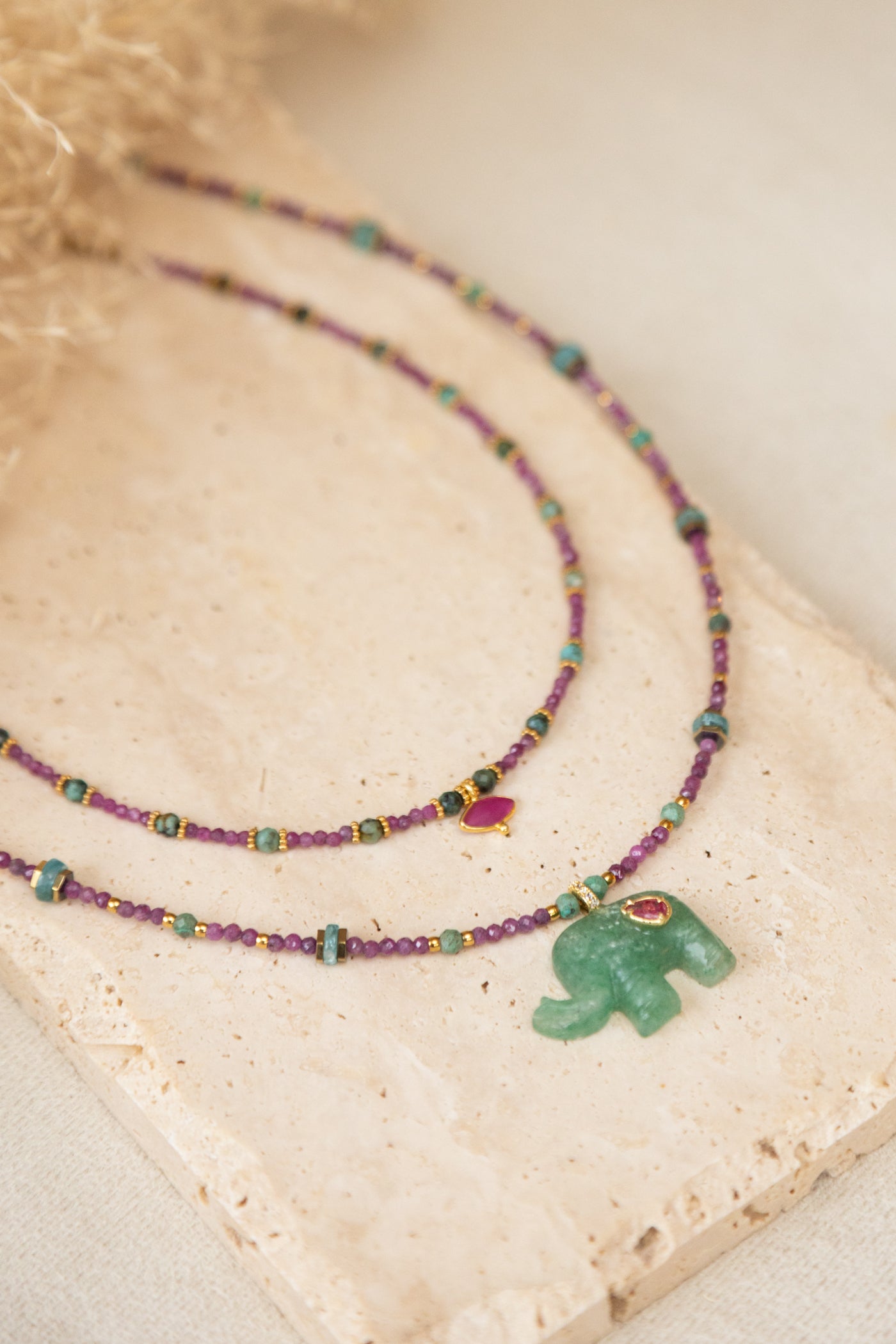 Collier Tessa Nala en pierre de rubis chrysocolle , aventurine et Amazonite 