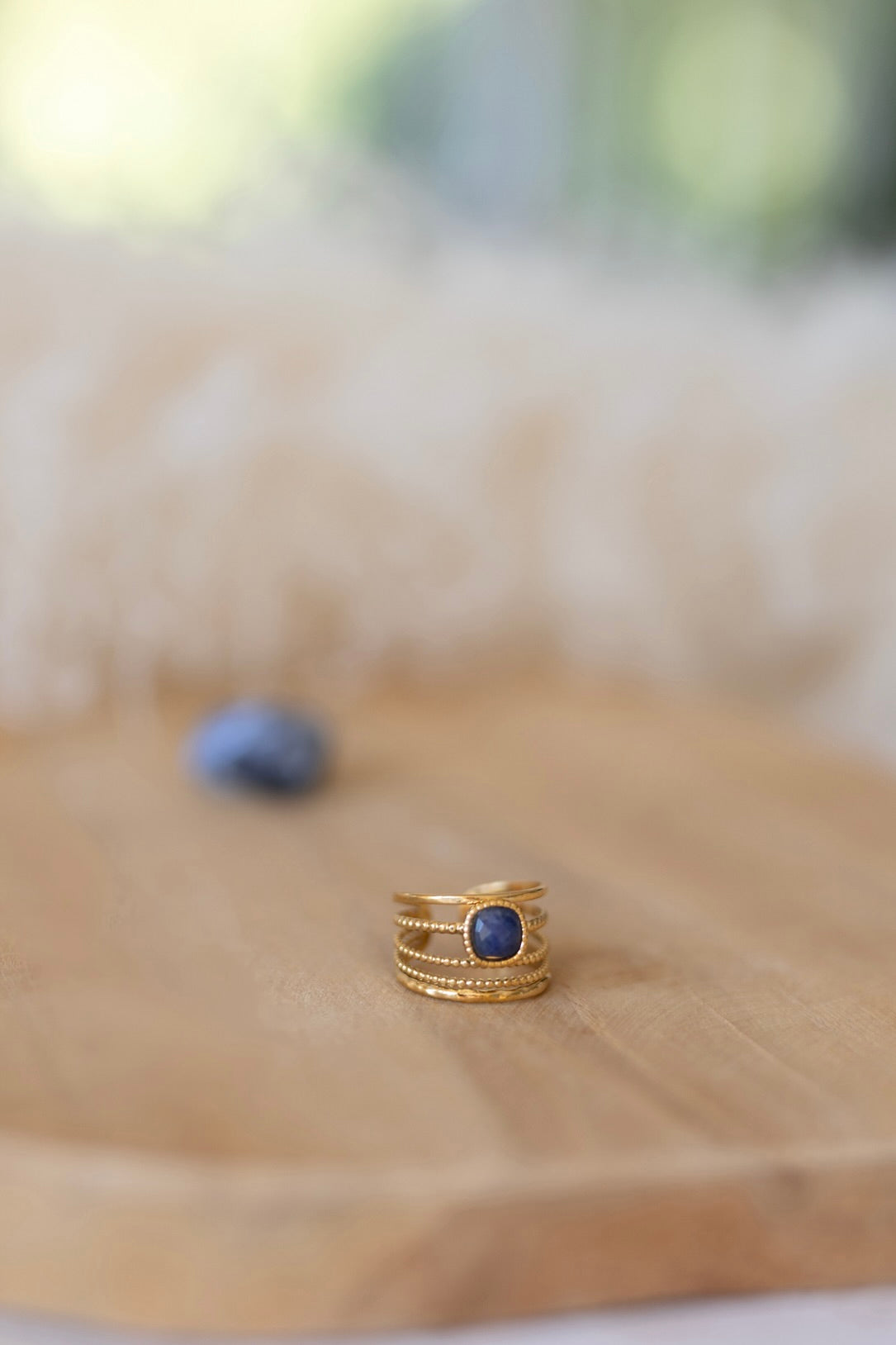 Bague en acier inoxydable et pierre de Lapis-Lazuli