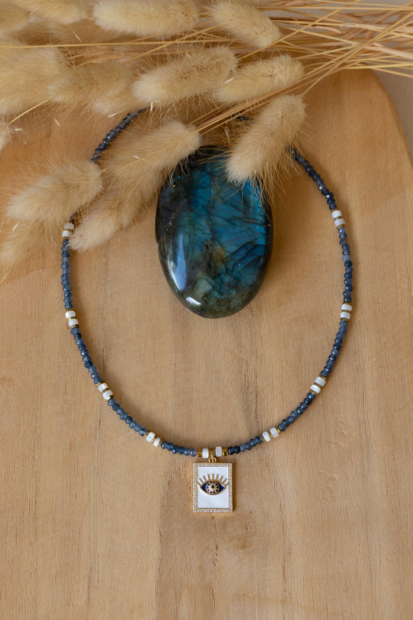 Collier Zia en pierre d'Apatite et nacre