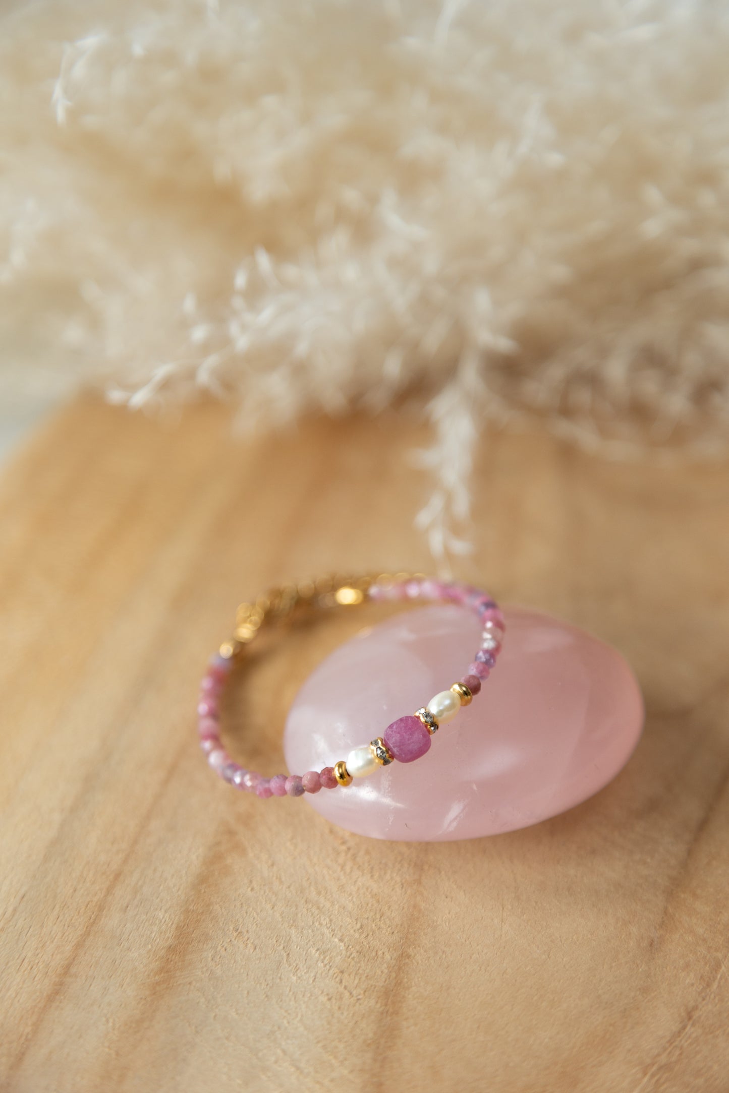 Bracelet Amélia en pierre de Tourmailne rose et perles d'eau douce